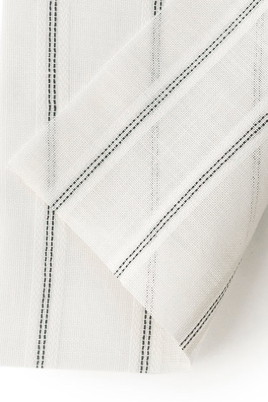 mistral / 4017-02 / black on soft white
