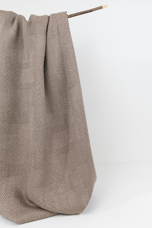 pathways | 2092-04 | tawny sand